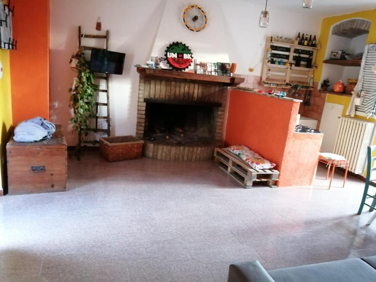 Umbria In Bike B&B Foligno Zewnętrze zdjęcie