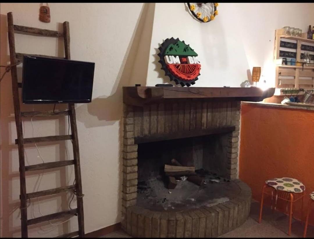 Umbria In Bike B&B Foligno Zewnętrze zdjęcie